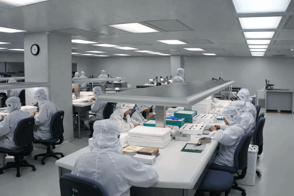 ops dust free watch assembly room